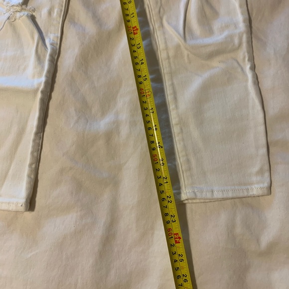 *SOLD* AE distressed cropped jegging - Picture 9 of 9